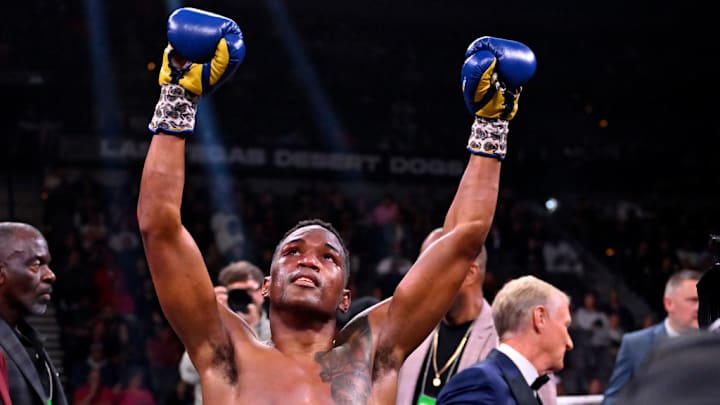 Subriel Matías, campeón del peso superligero por el CMB Subriel Matías, campeón del peso superligero por el CMB