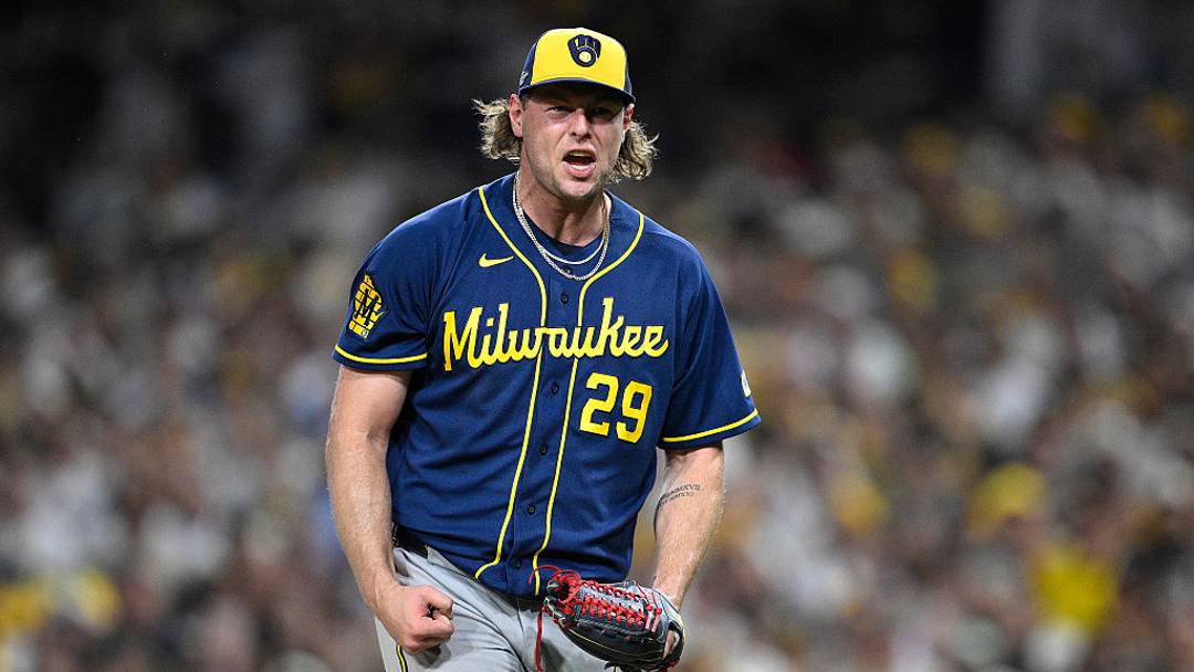El cerrador Trevor Megill fue uno de los principales contribuyentes a la victoria de los Brewers sobre los Padres en el cuarto partido de la serie.