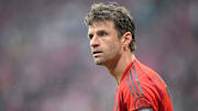 Da schaut Thomas Müller verdutzt drein