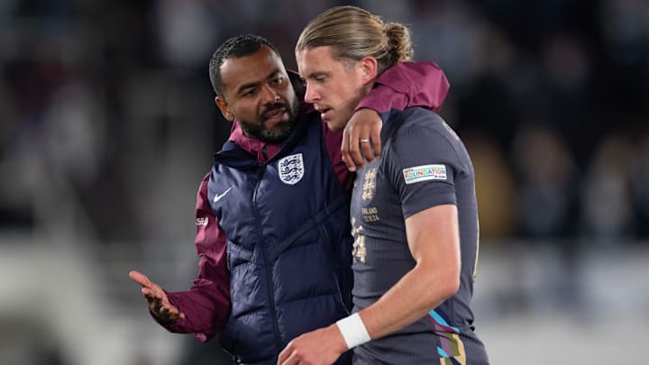 Ashley Cole, Conor Gallagher