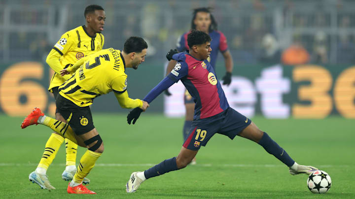 Ramy Bensebaini, Lamine Yamal