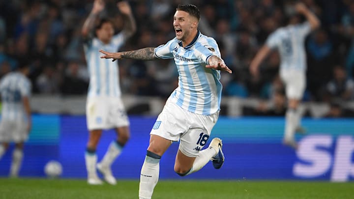 FBL-LIBERTADORES-RACING-VELEZ