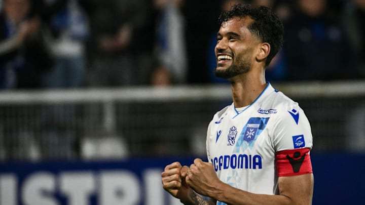 TOPSHOT-FBL-FRA-LIGUE1-AUXERRE-MARSEILLE