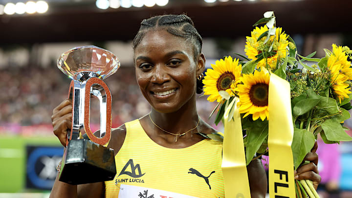 Julien Alfred se llevó los 100 metros planos en la Liga Diamante.