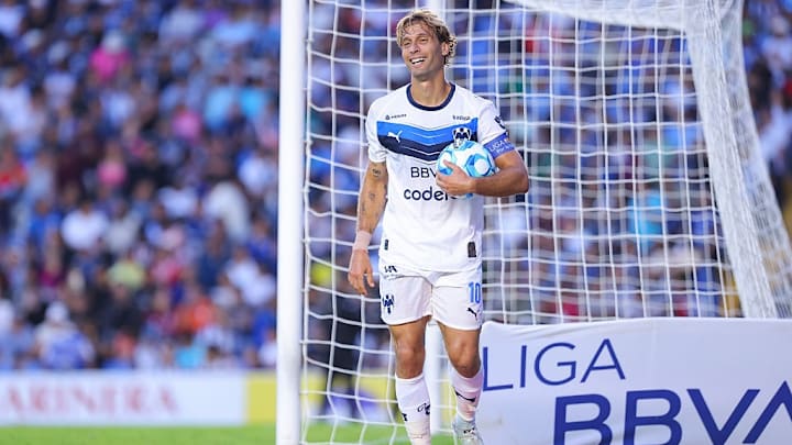 Monterrey regresa al liderato y mucho se lo debe al mediocampista español Sergio Canales, cerebro del equipo.