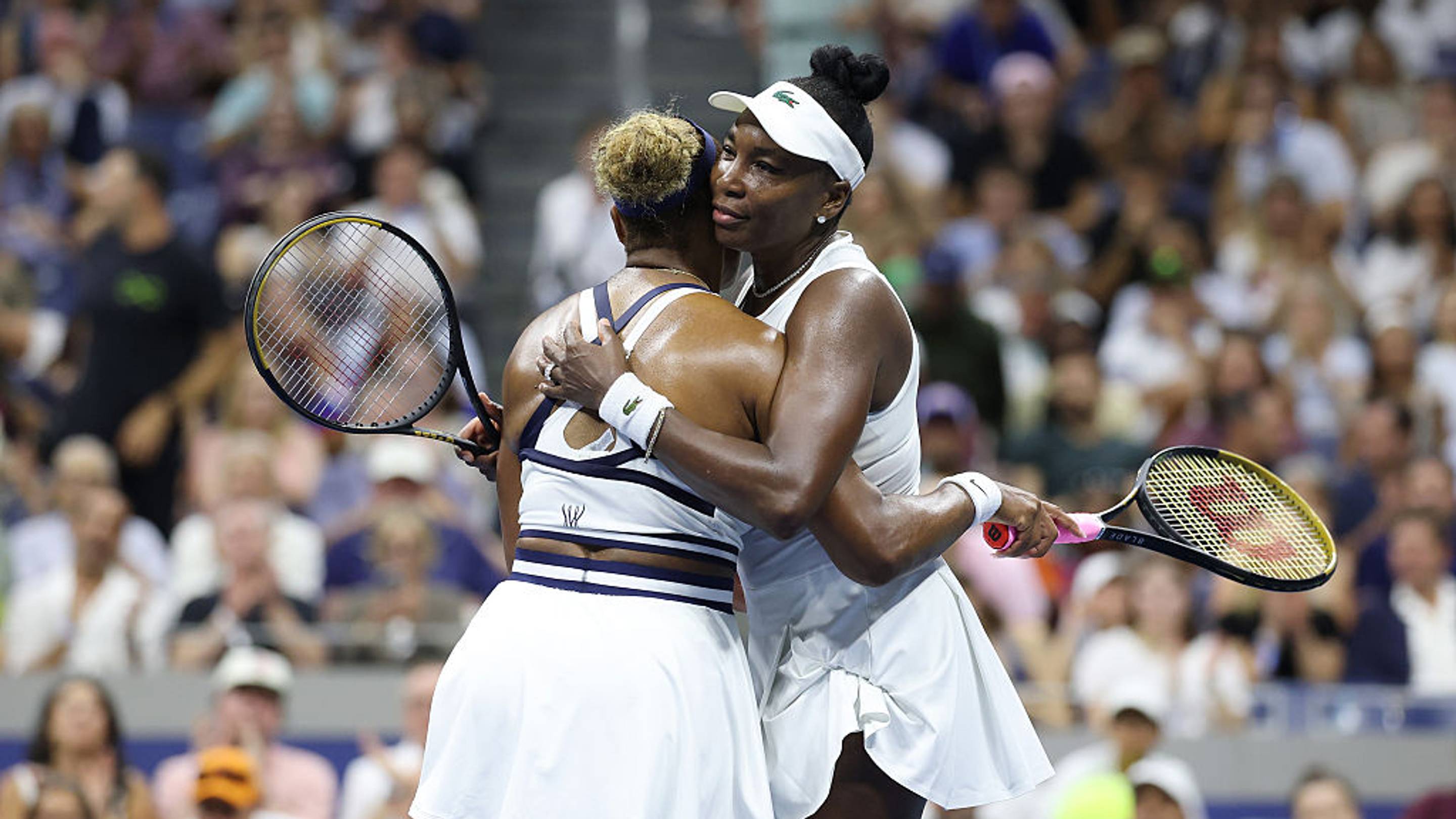 Serena y Venus Williams emocionan al mundo en su vuelta al US Open