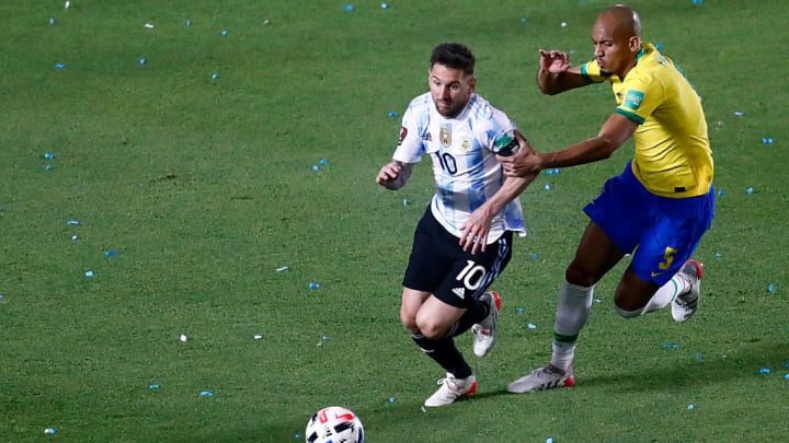 Fabinho Lionel Messi Brasil Eliminatórias Seleção Brasileira Argentina 