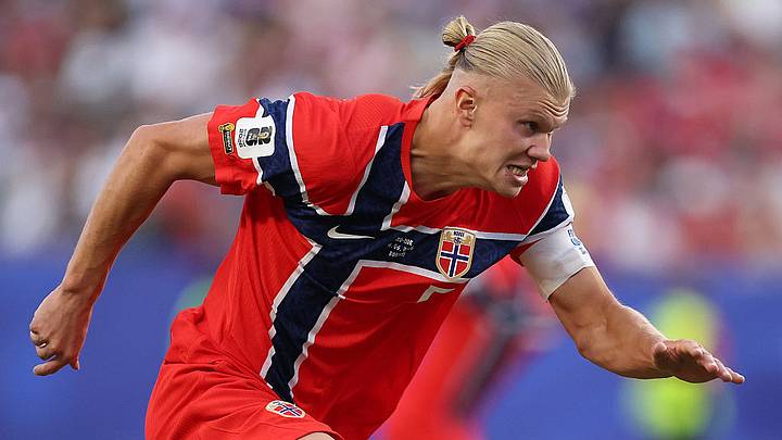 La potencia y físico de Erling Haaland han hecho que el jugador sea apodado 'El androide'. La potencia y físico de Erling Haaland han hecho que el jugador sea apodado 'El androide'.