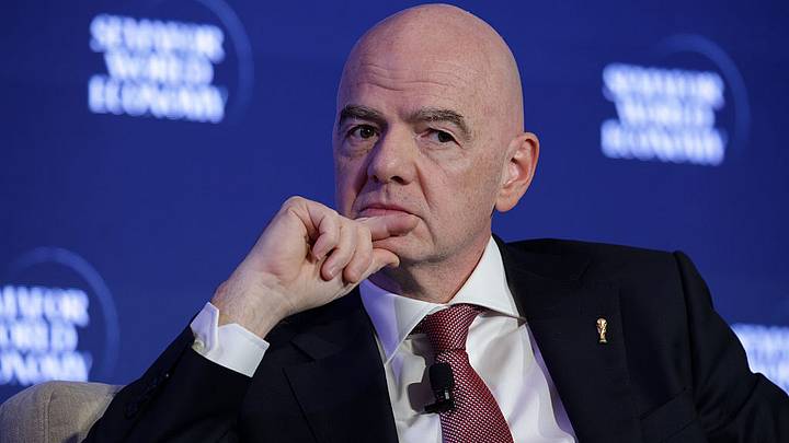 Gianni Infantino, presidente de la FIFA, ha perdido la confianza de algunas confederaciones. Gianni Infantino, presidente de la FIFA, ha perdido la confianza de algunas confederaciones.