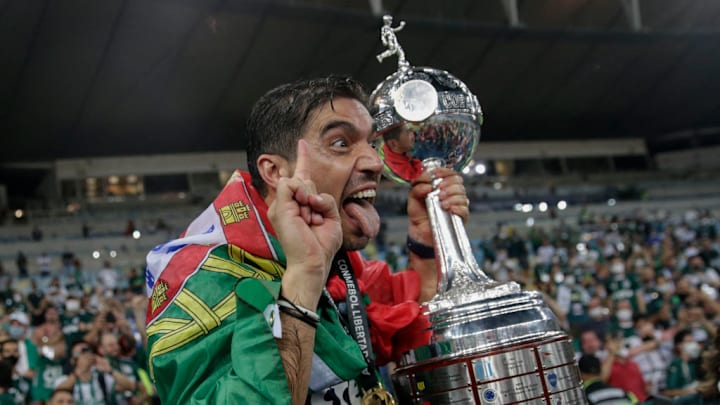 TOPSHOT-FBL-LIBERTADORES-PALMEIRAS-SANTOS