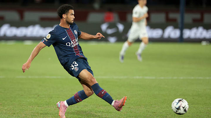 Paris Saint-Germain FC v Angers SCO - Ligue 1 McDonald's