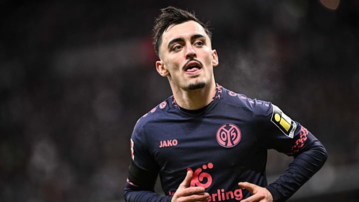 Eintracht Frankfurt v 1. FSV Mainz 05 - Bundesliga