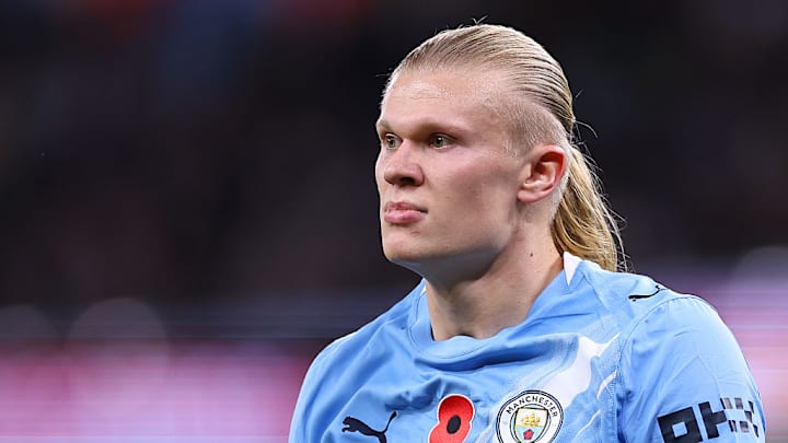 Premier League's Hottest Strikers Battle for Golden Boot Glory