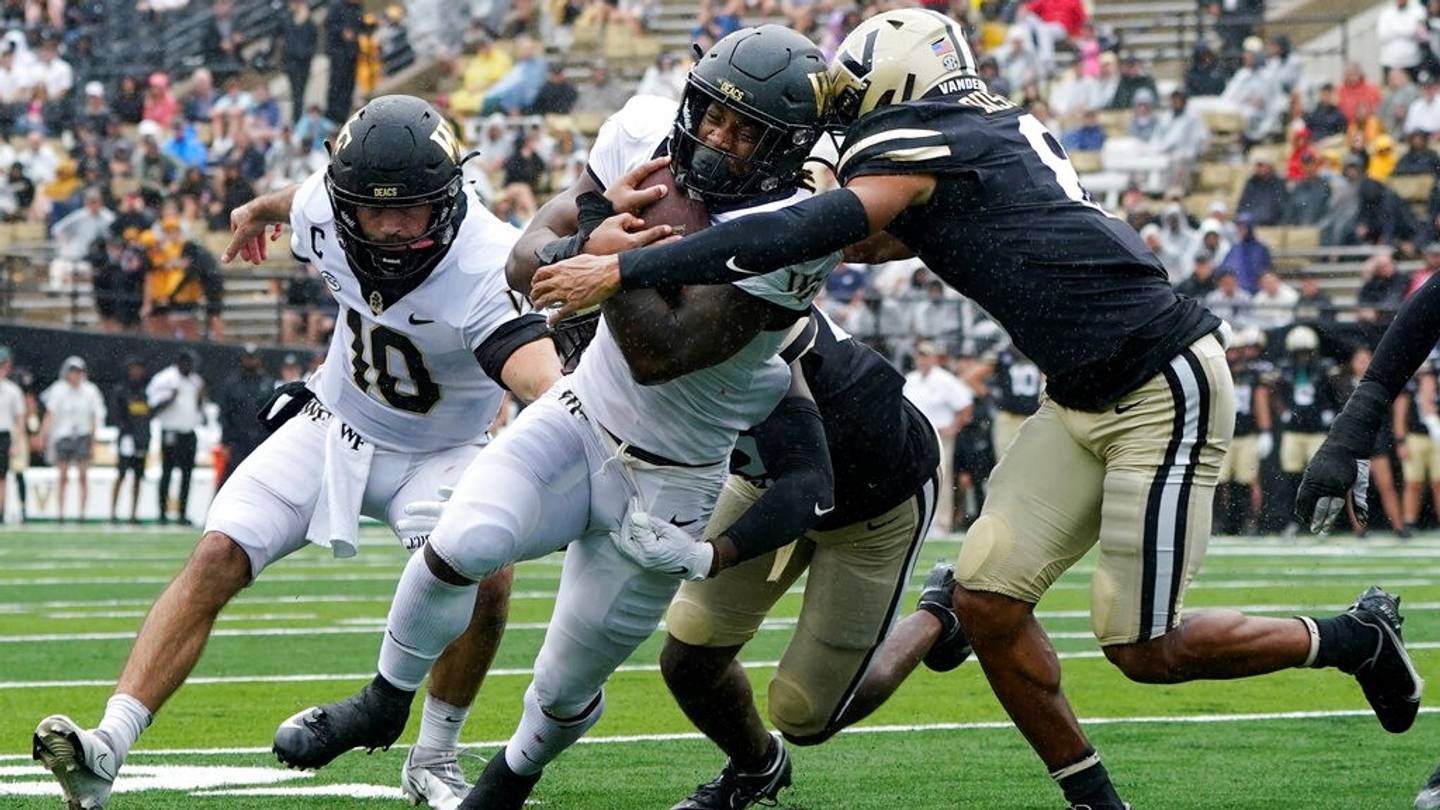 Wake Forest vs Louisville Prediction, Odds & Betting Trends for College  Football Week 9 Game on FanDuel