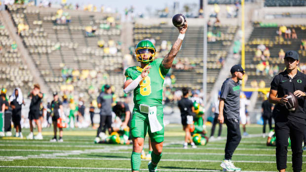 Oregon Ducks Dillon Gabriel