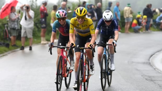 The bike racers near the finish line in the Tour de France Femmes