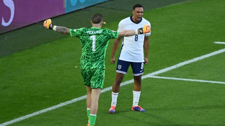 Trent Alexander-Arnold, Jordan Pickford