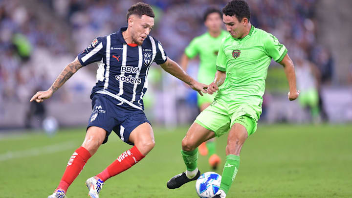 Lucas Ocampos, Jesús Venegas