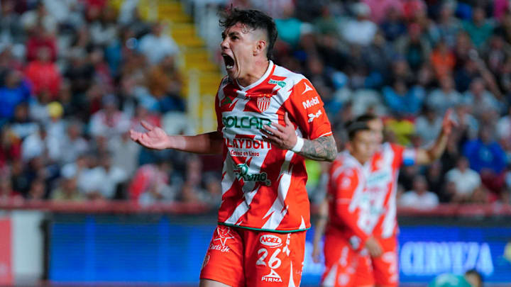 Emilio Lara