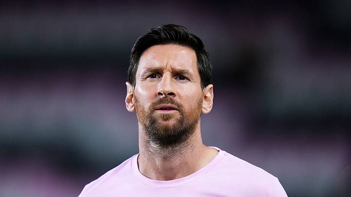 Lionel Messi recién visitó el Camp Nou de Barcelona. Lionel Messi recién visitó el Camp Nou de Barcelona.
