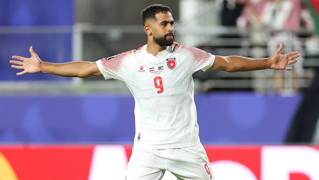 Ali Olwan celebra el primer gol de Jordania en una Copa del Mundo