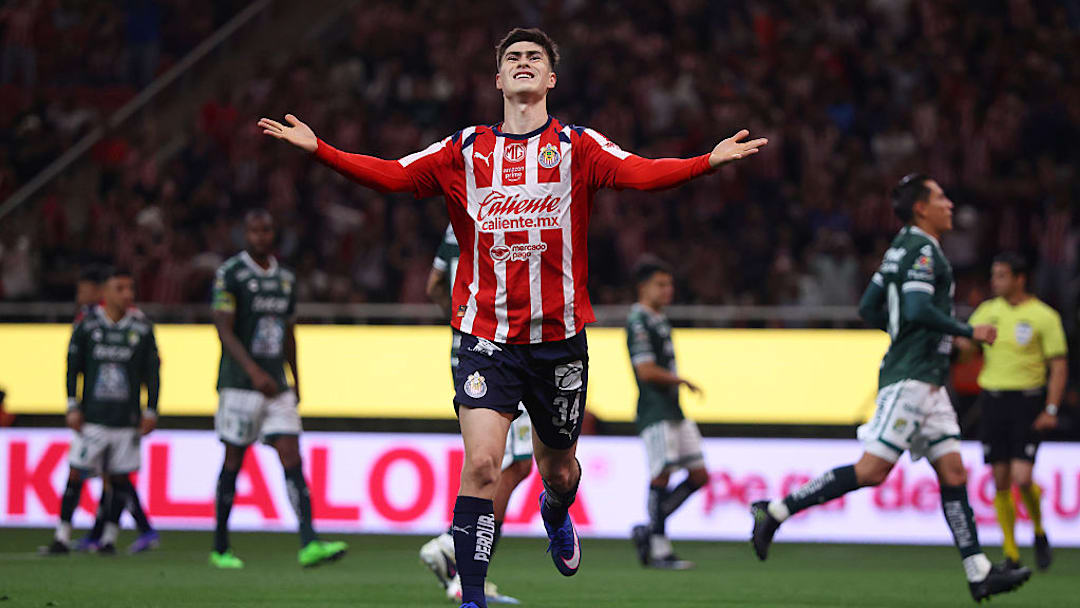Armando González llegó a 9 goles y Chivas derrotó a León.