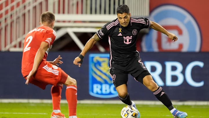 Luis Suárez, Arnaud Souquet