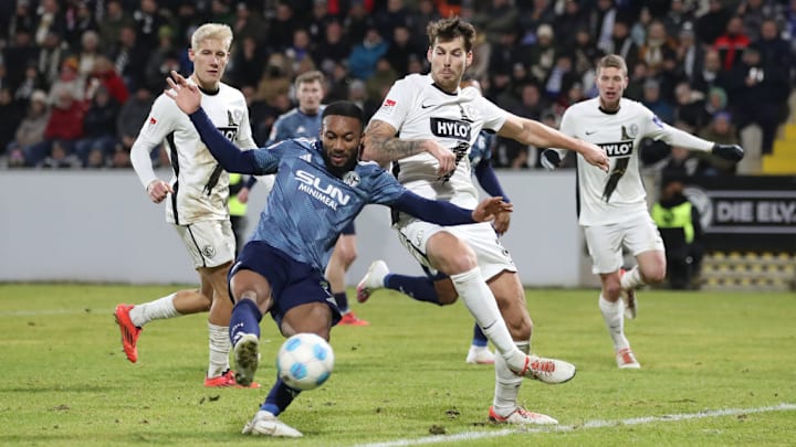 Schalke gewann 4:1 in Elversberg