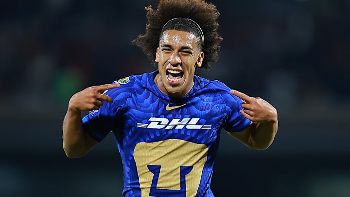 La imagen de Adalberto Carrasquilla retrate el buen momento personal y de los Pumas, aún invictos en el Clausura 2026. La imagen de Adalberto Carrasquilla retrate el buen momento personal y de los Pumas, aún invictos en el Clausura 2026.