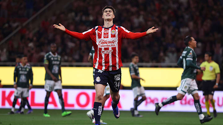 Armando González llegó a 9 goles y Chivas derrotó a León.