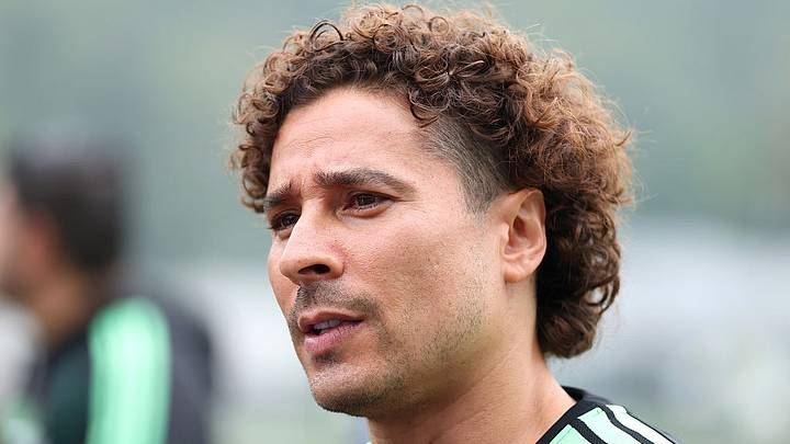 Guillermo Ochoa participa en su sexto Mundial y tiene una visión distinta. Guillermo Ochoa participa en su sexto Mundial y tiene una visión distinta.