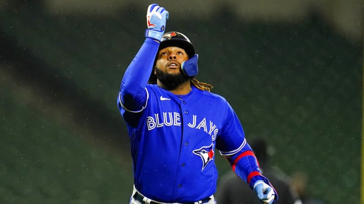 The three best dark horse World Series bets to make ahead of the 2022 MLB postseason, including the Toronto Blue Jays. 
