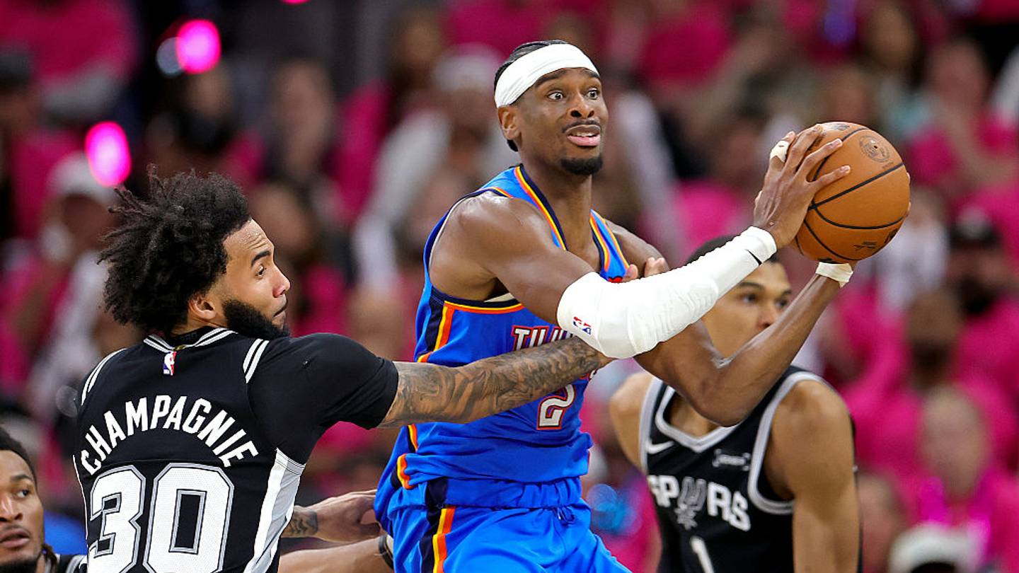 NBA: El banco del Thunder aplastó a los Spurs y Oklahoma City toma ventaja 2-1