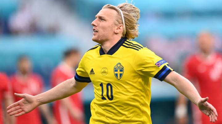 TOPSHOT-FBL-EURO-2020-2021-MATCH34-SWE-POL