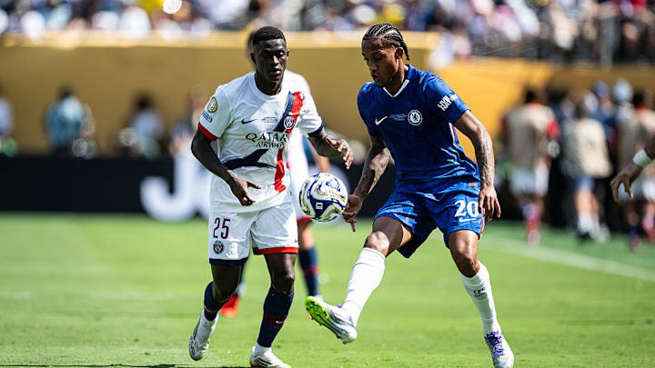 Joao Pedro, Nuno Mendes