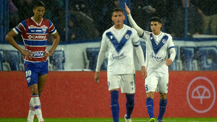 FBL-LIBERTADORES-VELEZ-FORTALEZA