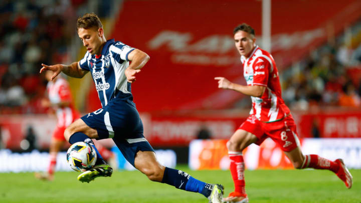 Sergio Canales, Agustin Palavecino