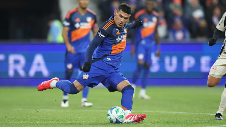 Gilberto Flores