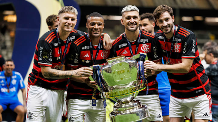 Guillermo Varela, Diego de La Cruz, Giorgian de Arrascaeta, Matias Vina