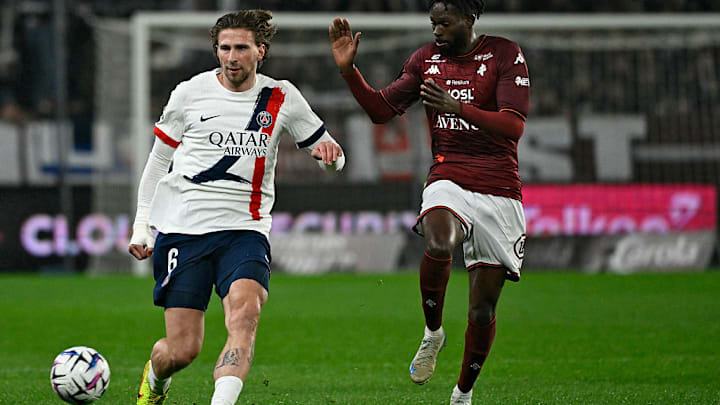 FBL-FRA-LIGUE1-METZ-PSG