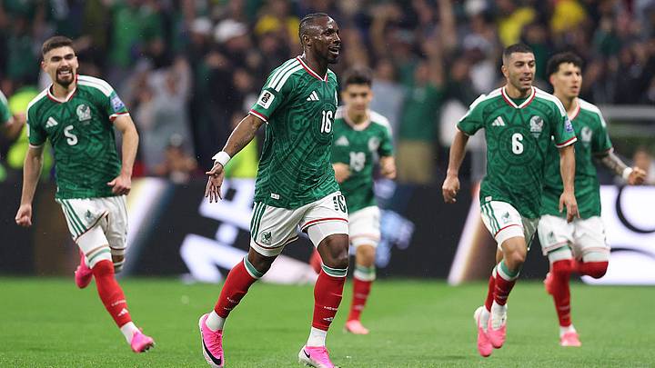 Jugadores mexicanos celebran el pase a los octavos de final del Mundial 2026 Jugadores mexicanos celebran el pase a los octavos de final del Mundial 2026