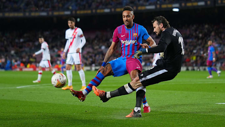 Pierre-Emerick Aubameyang, Stole Dimitrievski