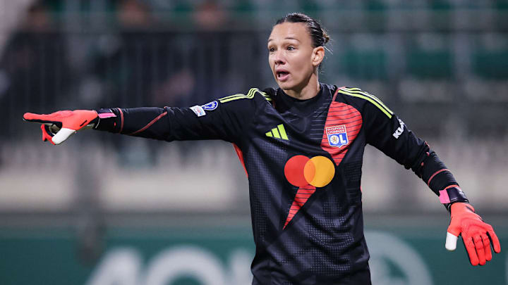 FBL-EUR-C1-WOMEN-WOLFSBURG-LYON