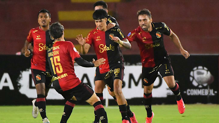 FBL-SUDAMERICANA-MELGAR-VASCO