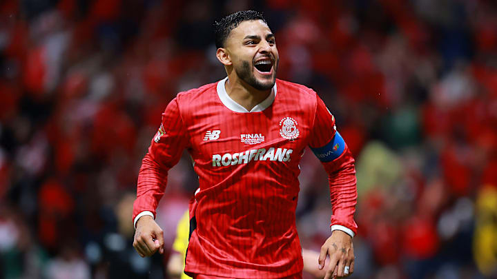 Alexis Vega se coronó campeón con Toluca el torneo Clausura 2025. Alexis Vega se coronó campeón con Toluca el torneo Clausura 2025.