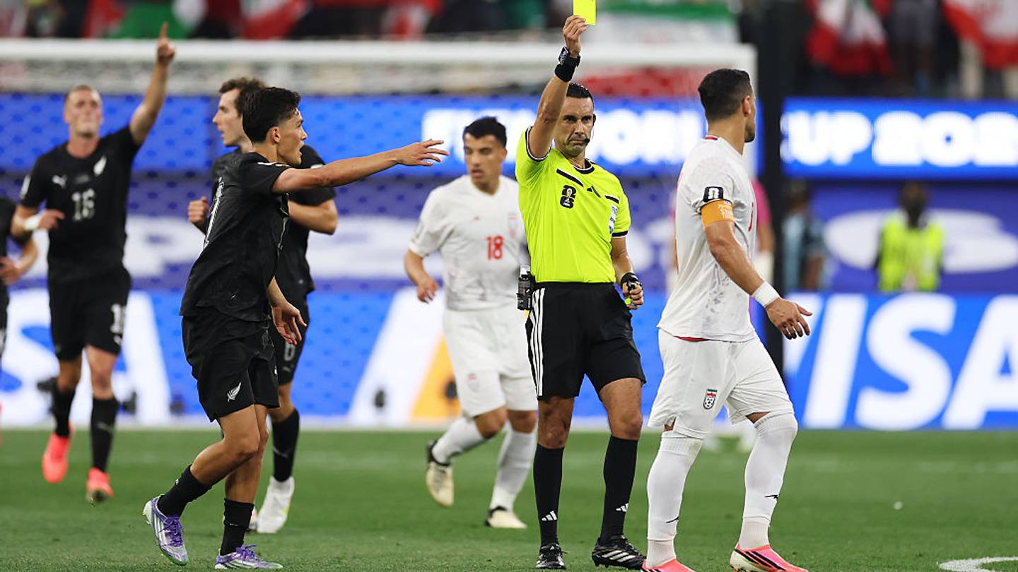César Arturo Ramos entra a la historia del arbitraje mexicano