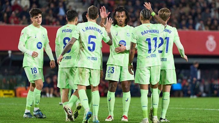 Jules Kounde, Frenkie de Jong, Pau Victor, Pedri, Raphinha