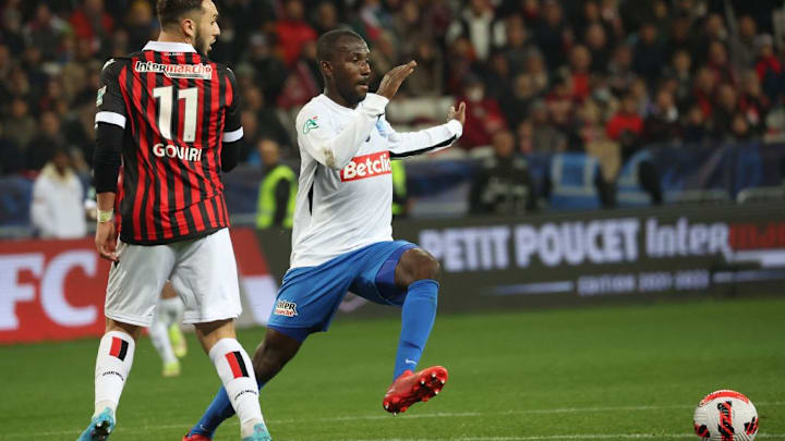 FBL-FRA-CUP-NICE-VERSAILLES