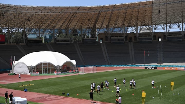 FBL-EURO-2020-2021-WAL-TRAINING