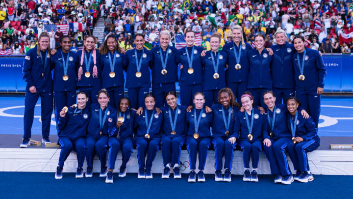 Mallory Swanson, Emily Sonnett, Jaedyn Shaw, Crystal Dunn, Rose Lavelle, Lindsey Horan, Lynn Williams, Emily Fox